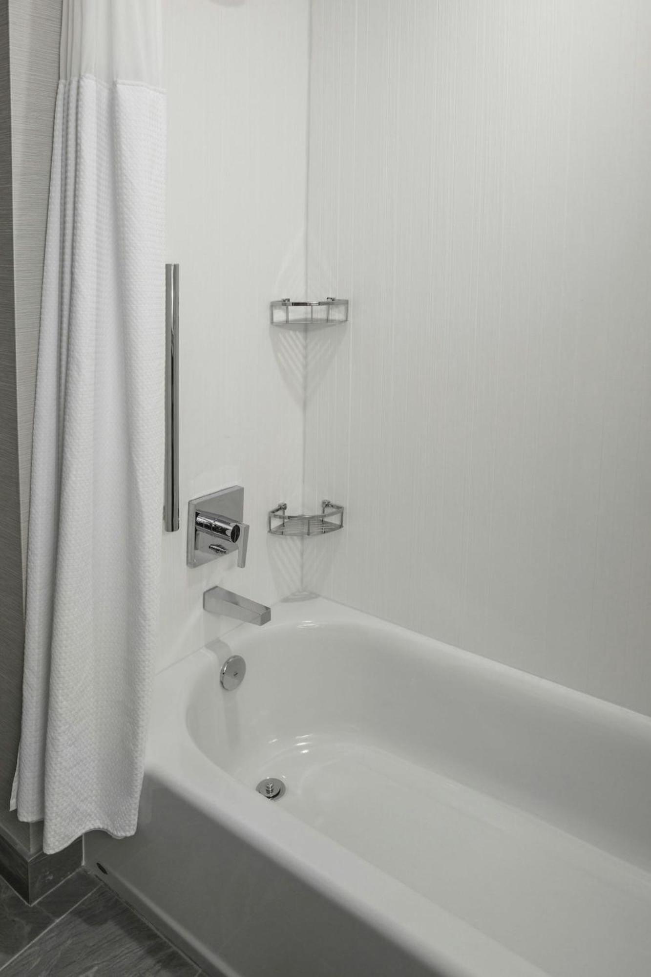 Courtyard By Marriott Indianapolis Fishers Exteriör bild