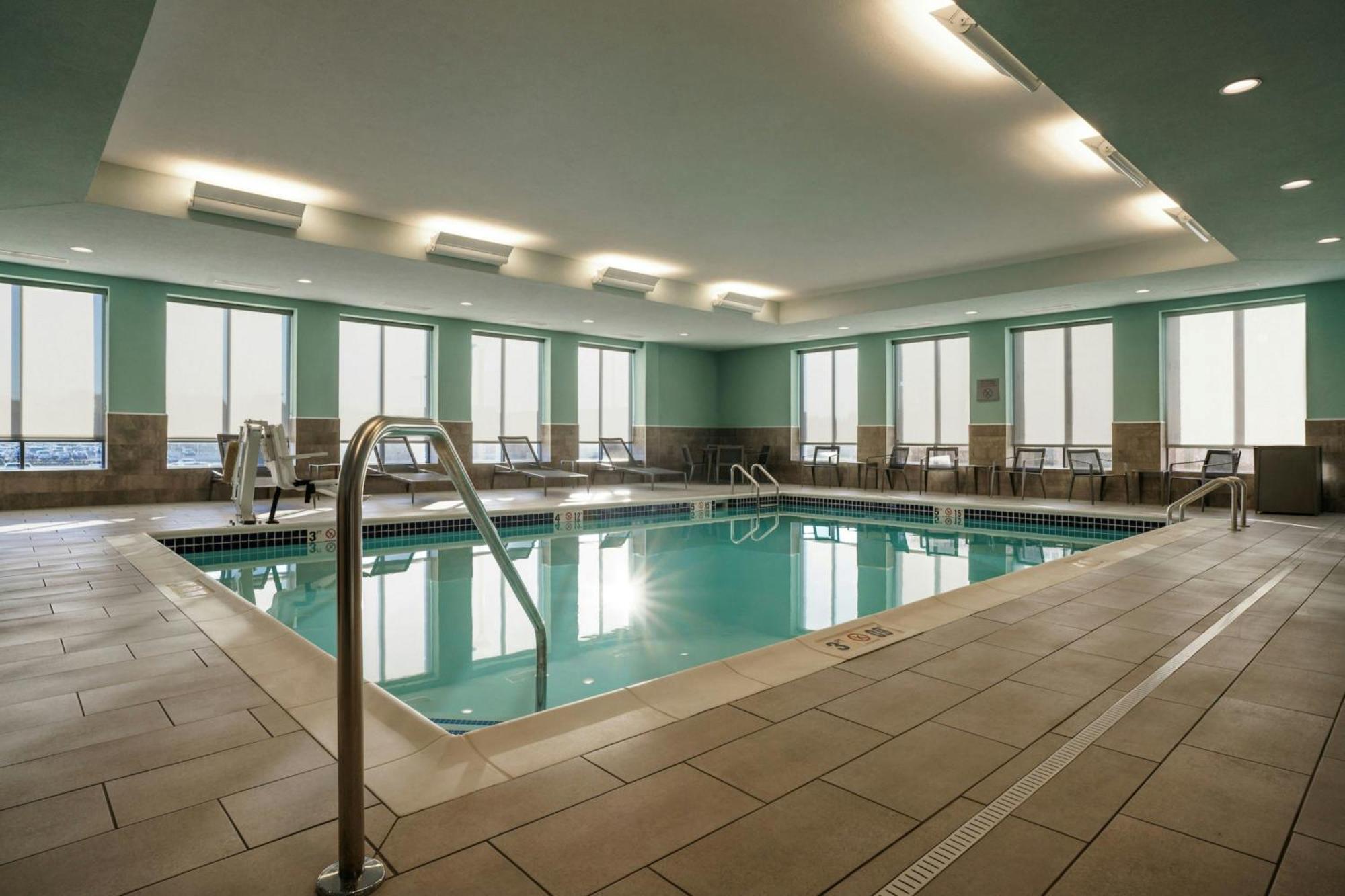 Courtyard By Marriott Indianapolis Fishers Exteriör bild