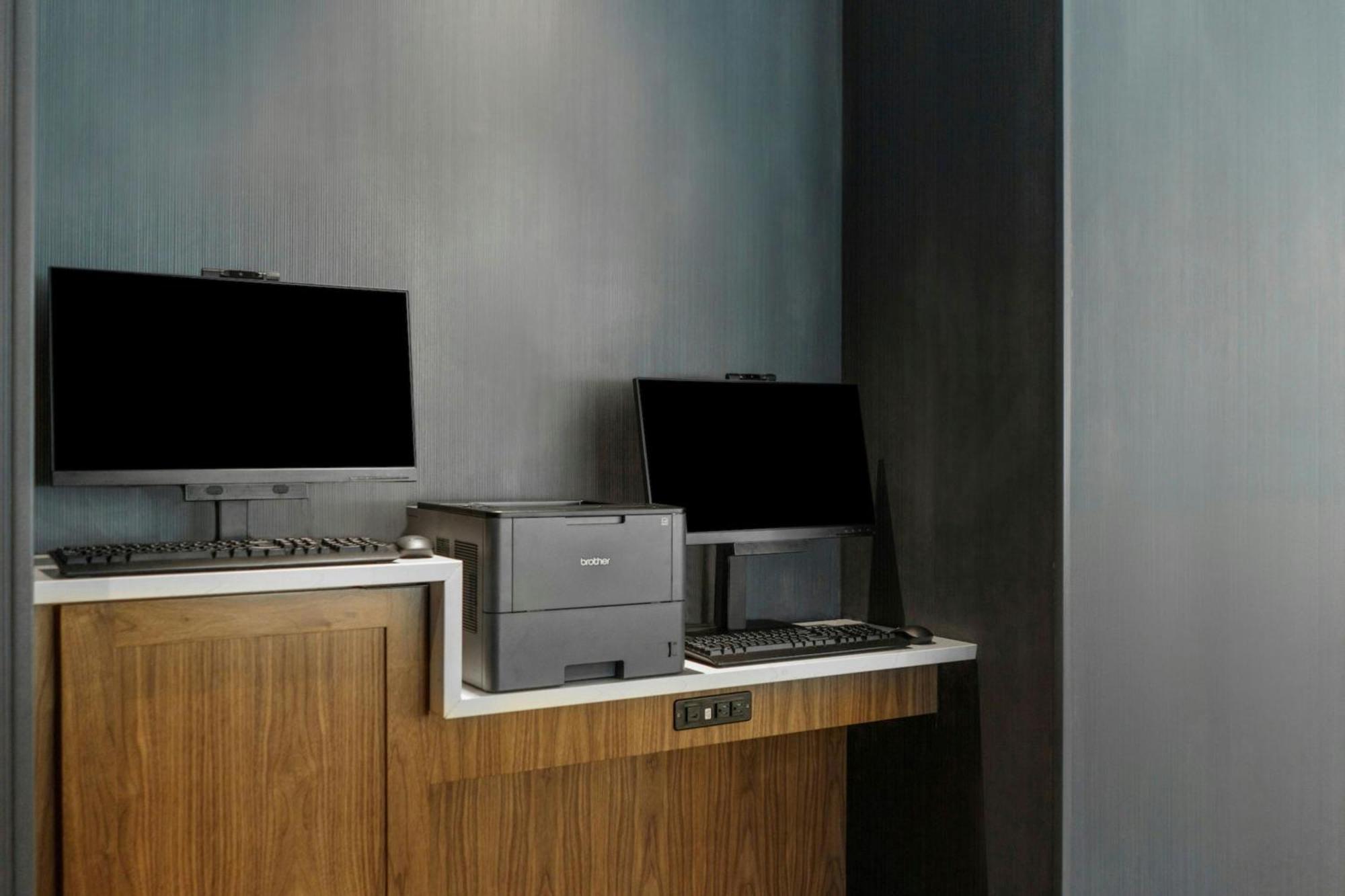 Courtyard By Marriott Indianapolis Fishers Exteriör bild