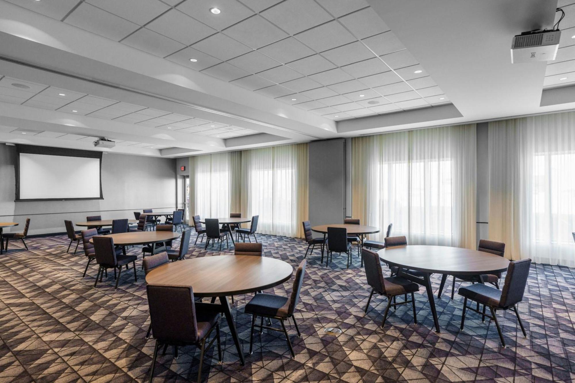 Courtyard By Marriott Indianapolis Fishers Exteriör bild